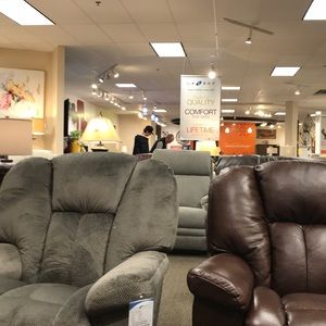 Meet your Posher, Joy